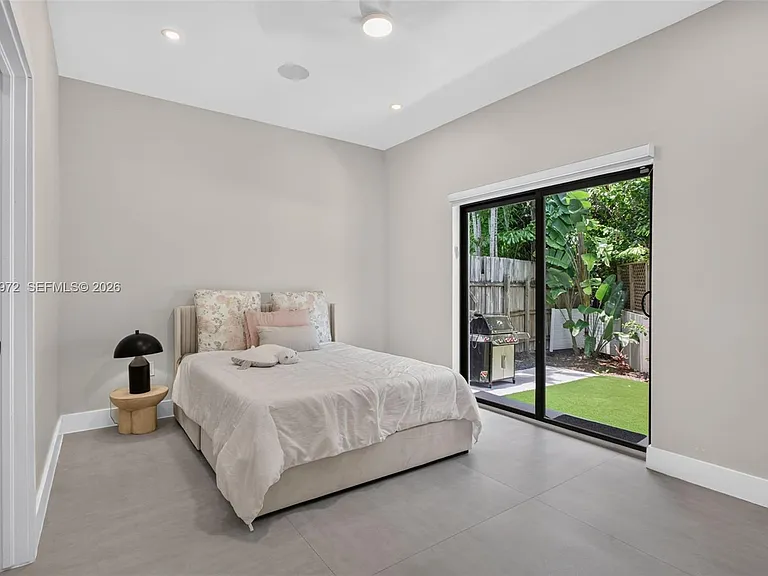 645 NE 53rd St — Photo 36