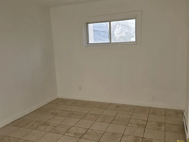 342 Sheridan Dr — Photo 8
