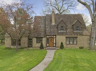 153 Interlachen Rd, Hopkins, MN 55343