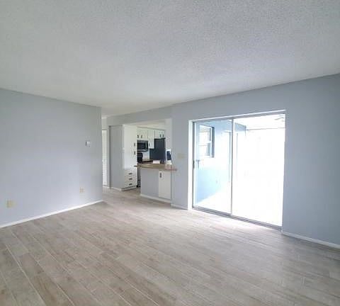 2nd image of 4917 Sturgeon Dr