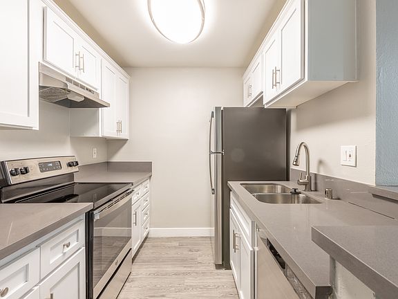 5th image of 1200 N Olive Dr APT 211