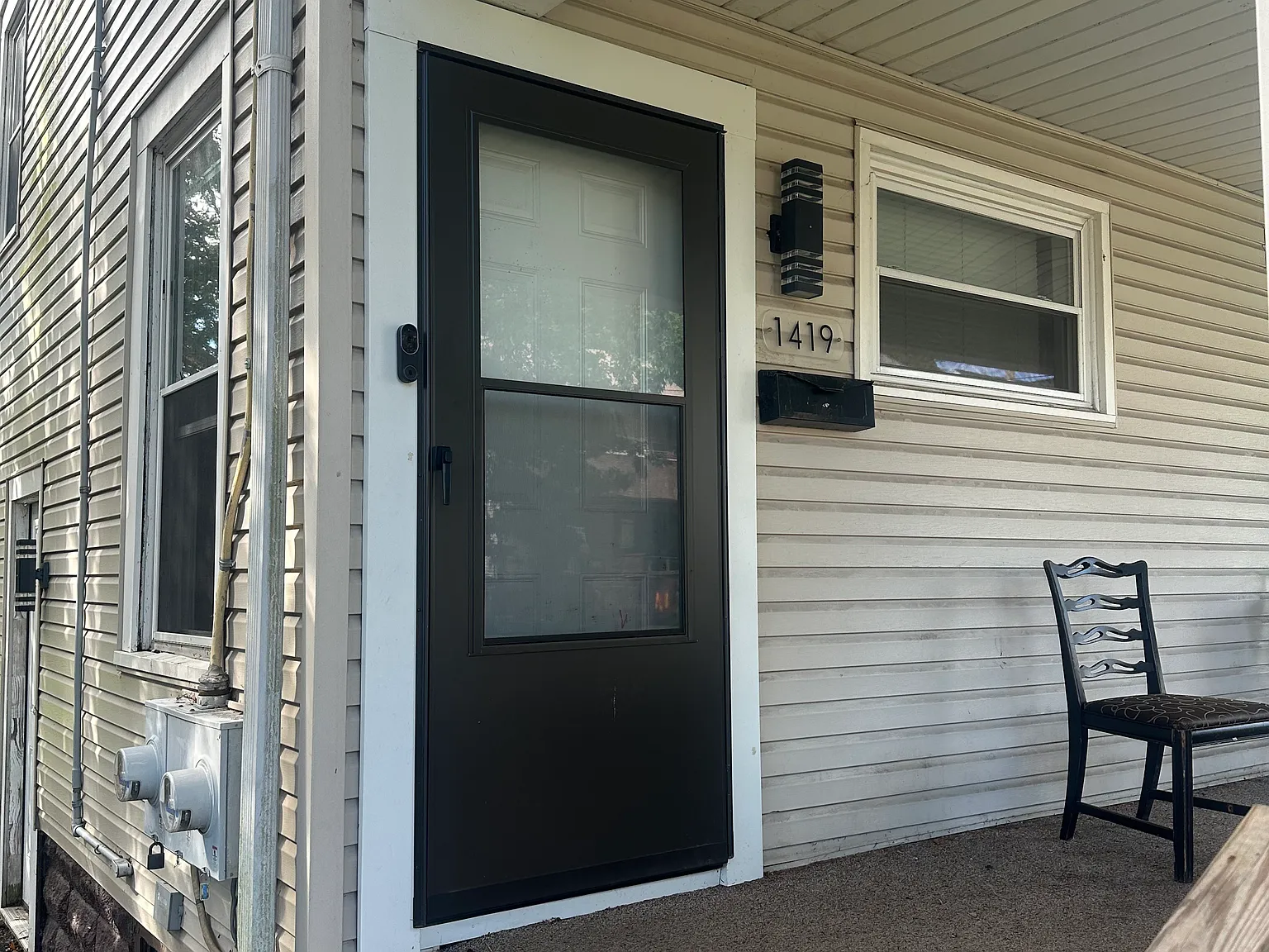 2 bed, 600 sqft, $995 — Photo 2