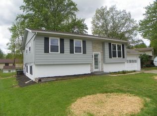 709 Ranch Rd, Connersville, IN 47331