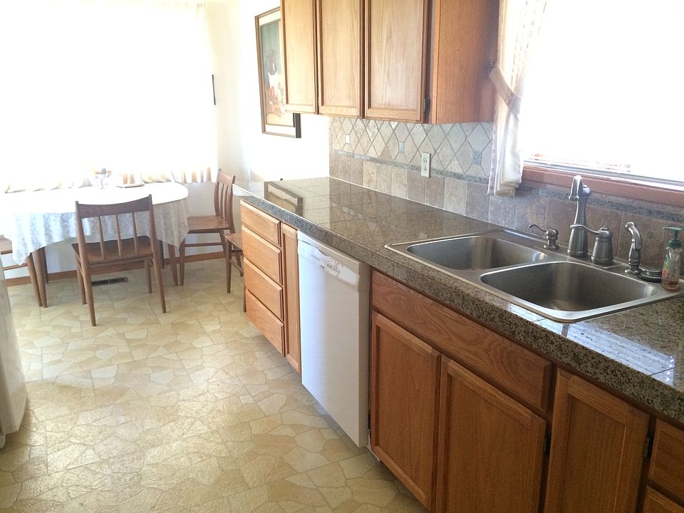 1st image of 1729 NE 17th St