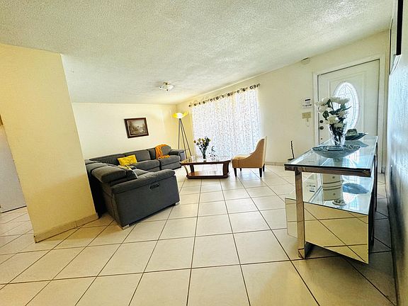 4th image of 6600 NW 24th St Street