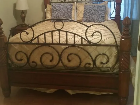 913 Prestwood Dr #E, Hartsville, SC 29550