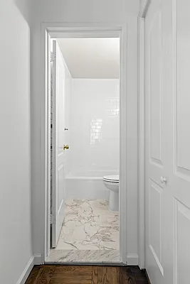 Rented by J Garson LLC | media 16