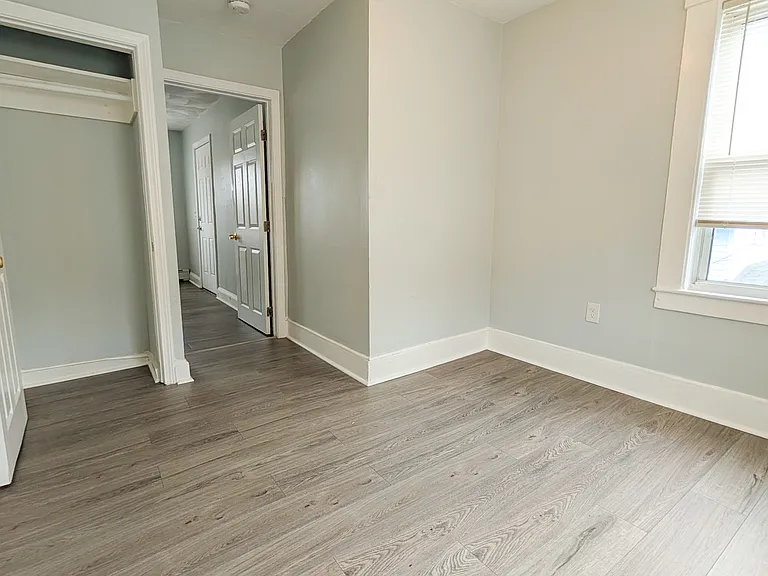 712 School St #2 — Photo 5