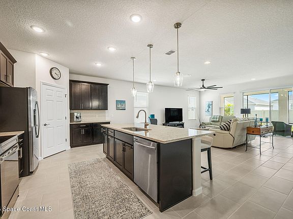 3rd image of 2480 Roygaris St NW