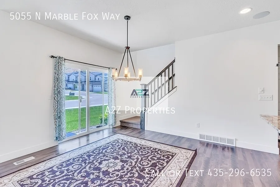 4 bed, 3.5 bath, 2100 sqft, $2,375 — Photo 3
