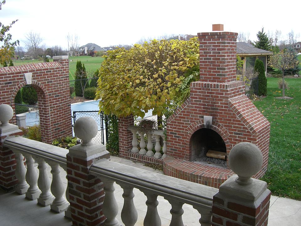 2nd image of 37208 Robert Dr
