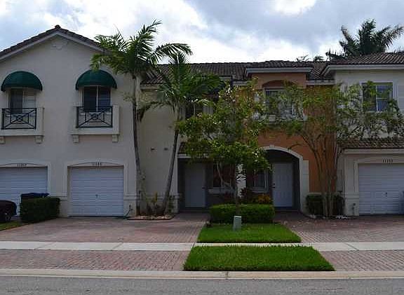 2nd image of 11386 NW 34th Pl
