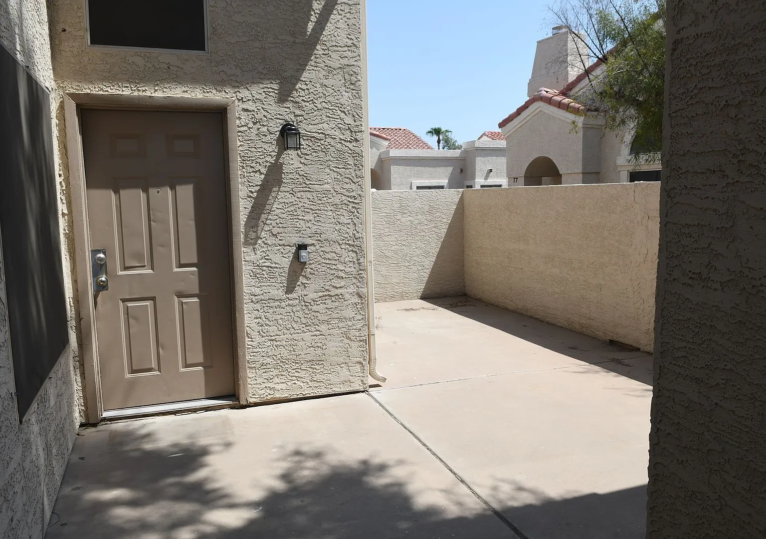 Price Improvement! Chandler Home With Vaulted Ceilings & Community Pool! — Photo 4