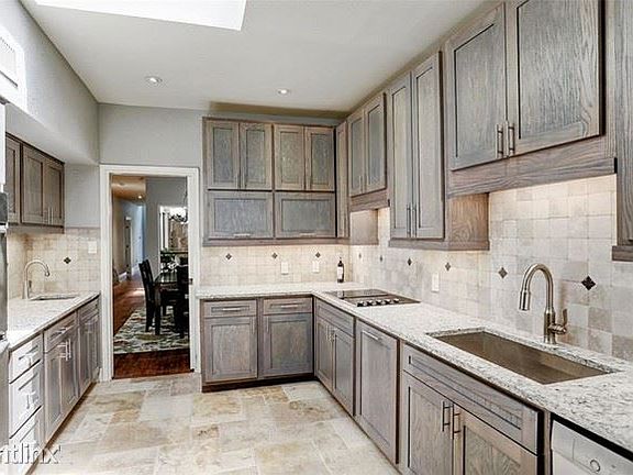 004_Building Photo - 153 Sage Rd