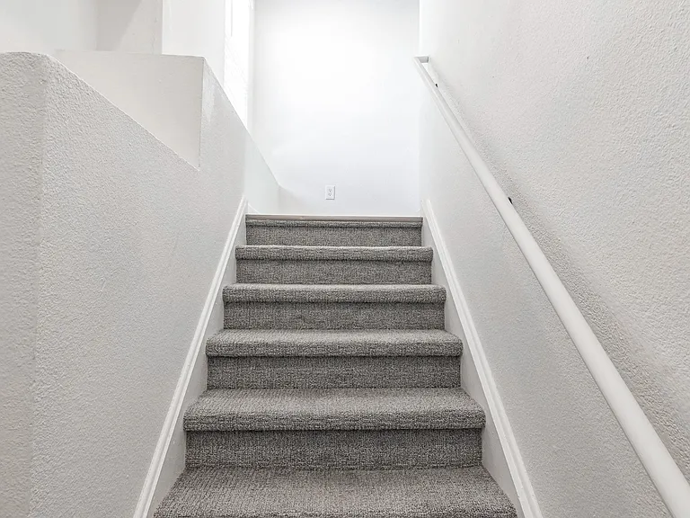 8940 Latitudes Dr — Photo 13