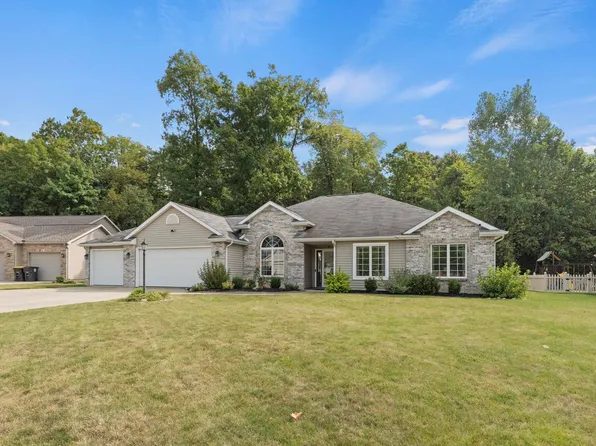 1516 Colfax Ct, Fort Wayne, IN 46815