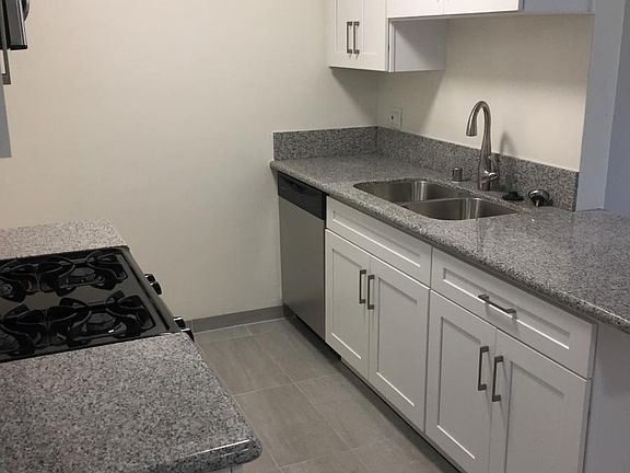 4th image of 1221 N Spaulding Ave APT 205