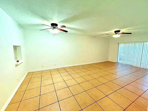 2nd image of 2960 Riverside Drive #113-2