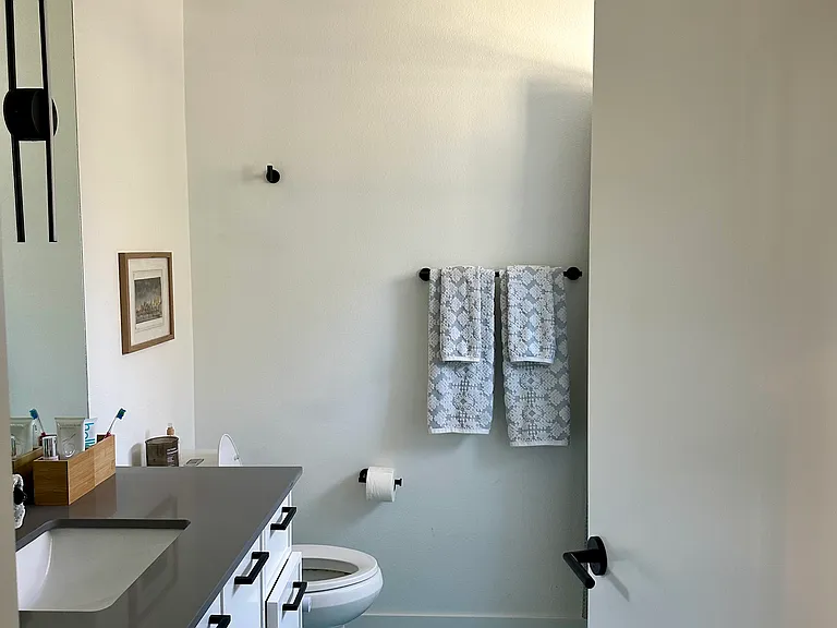913 Duncan Ln #105 — Photo 11