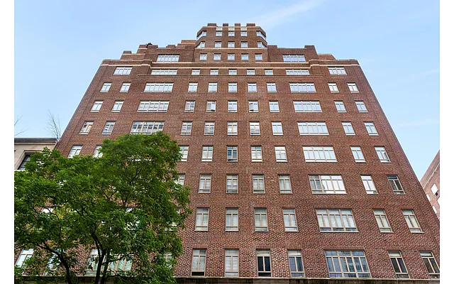 Rented by Douglas Elliman | media 22