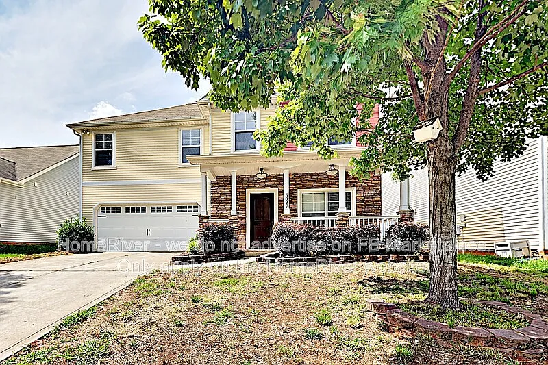 4 bed, 2.5 bath, 1783 sqft, $1,900 — Photo 1