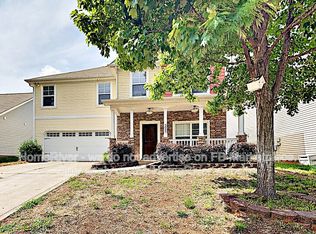 5027 Stone Park Dr, Charlotte, NC 28269