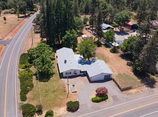 512 Board Shanty Creek Rd, Grants Pass, OR 97527