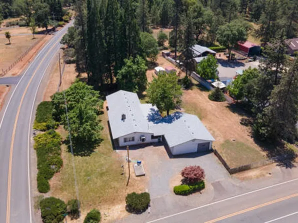 512 Board Shanty Creek Rd, Grants Pass, OR 97527