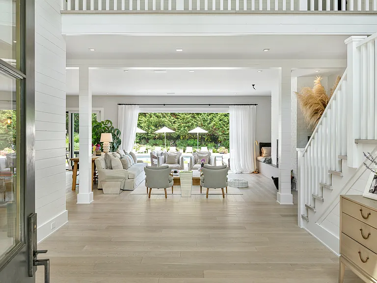 64 Chase Ct — Photo 7