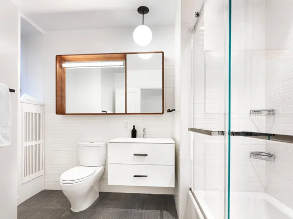 210 West 90th Street image 9 of 12