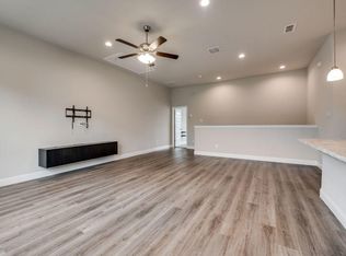 1938 Bel Air Dr, Arlington, TX 76010