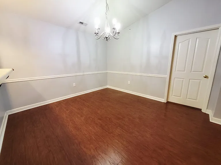 339 Westbend Dr — Photo 7