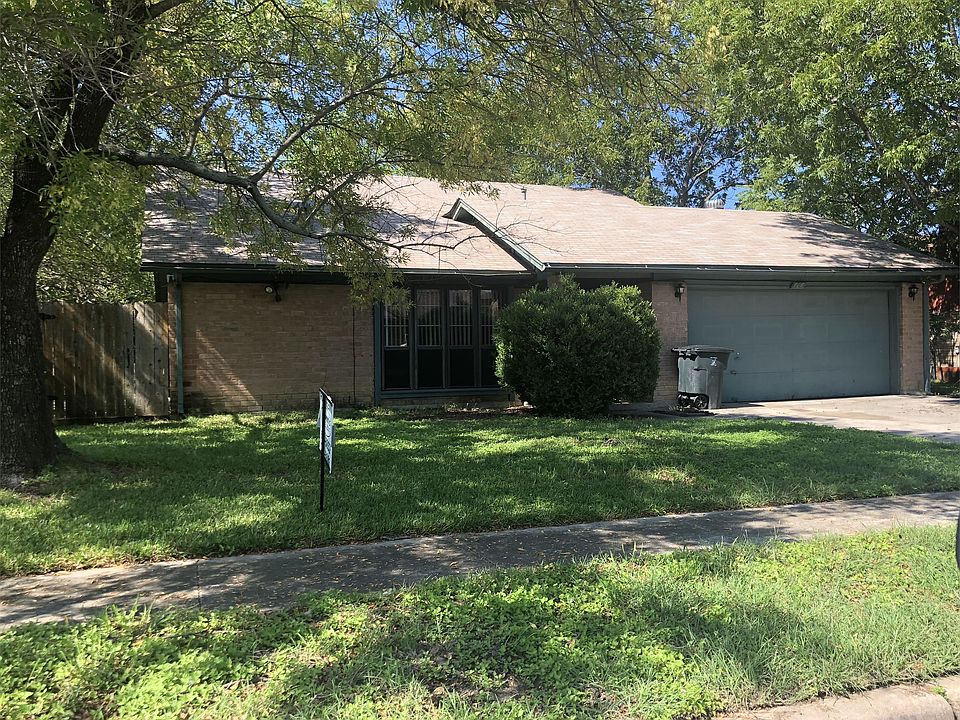 1st image of 606 W Mary Jane Dr