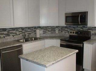 301 S Charles St, Belleville, IL 62220