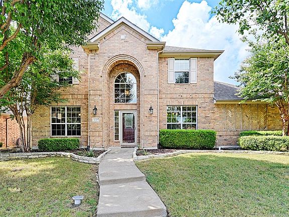 2nd image of 6309 Blackstone Dr