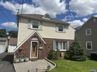 249 Windsor Rd, Wood Ridge, NJ 07075