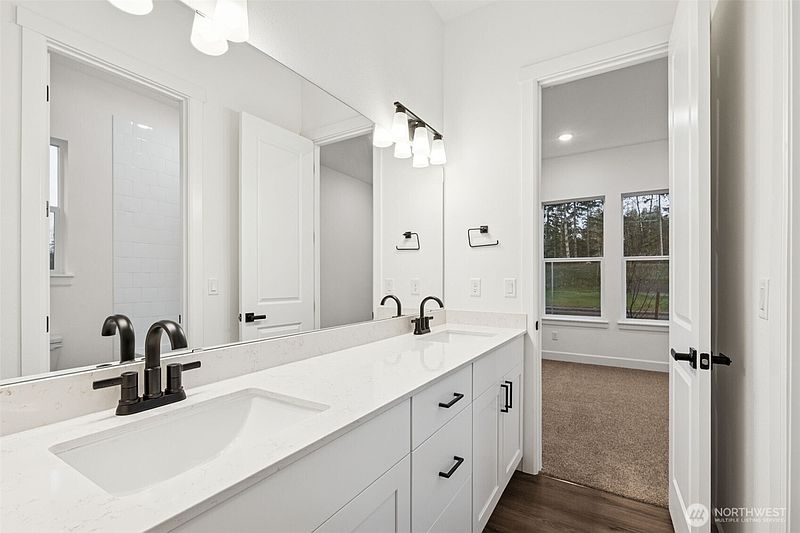 3rd image of 13701 100th Street NE #217