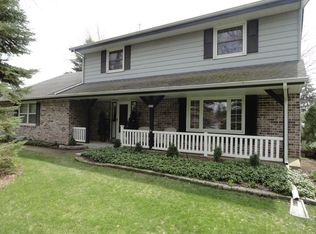 2417 Rusco Dr, West Bend, WI 53095