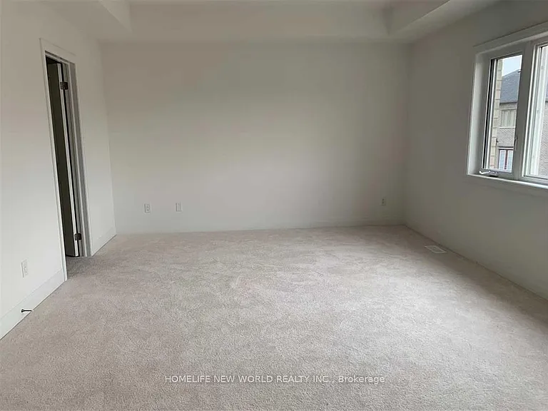 83 Kentledge Ave — Photo 7