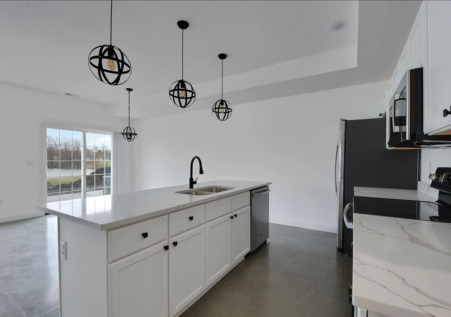 3311 Stoneway Ct — Photo 4