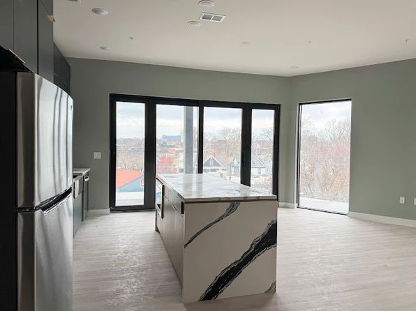 3949 Main St #1
