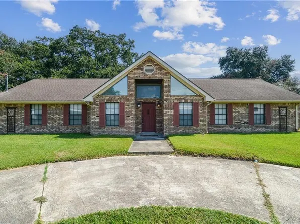 234 Oak St, Saint Rose, LA 70087