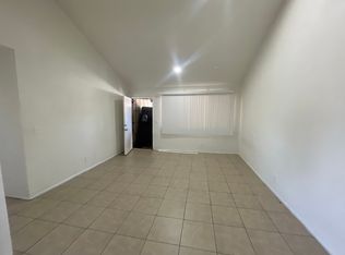 1025 W Central Ave #C, Santa Ana, CA 92707