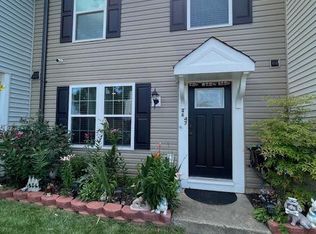 4647 Whitaker Pl, Woodbridge, VA 22193