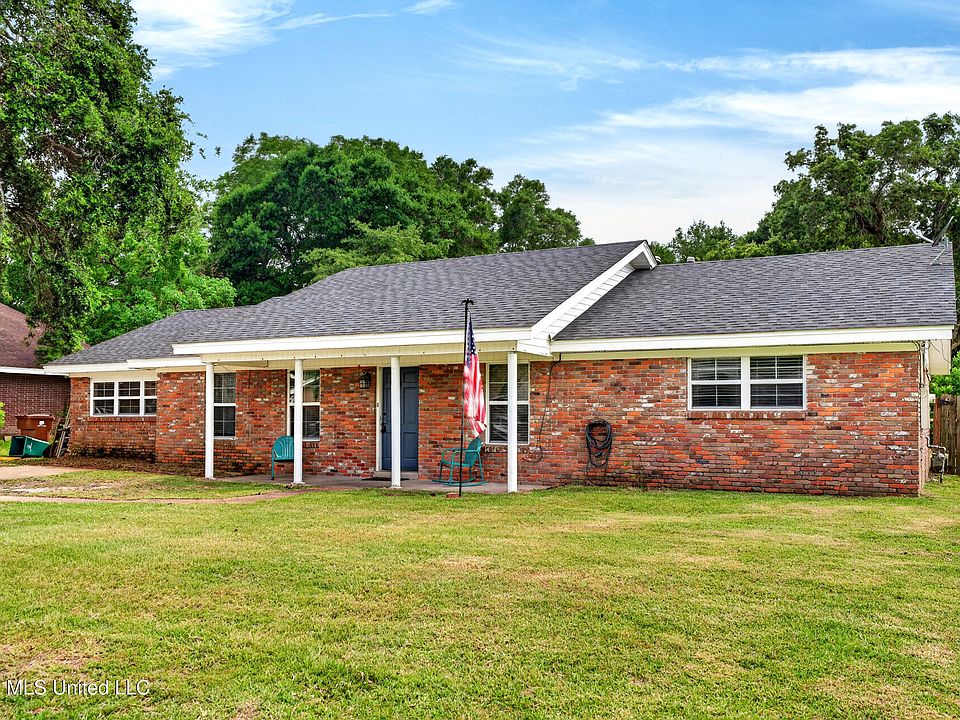 1st image of 111 Edmund Dr