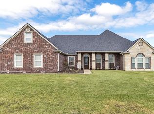1733 Freestone Dr, College Station, TX 77845