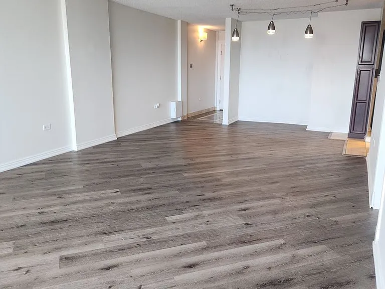 1020 15th St #34G — Photo 7