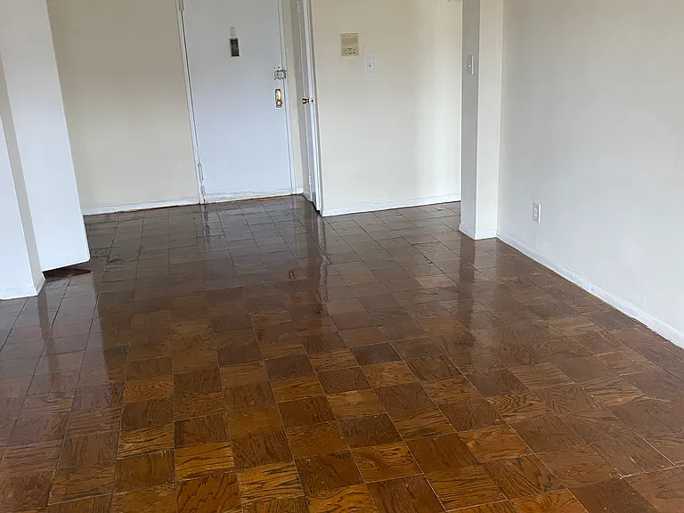 3825 Parsons Blvd #6N — Photo 5