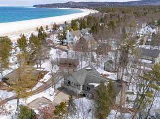 5823 S Sylvan Ct, Glen Arbor, MI 49636