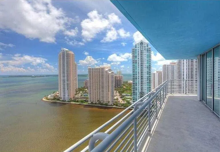 325 Biscayne Blvd #43 — Photo 4